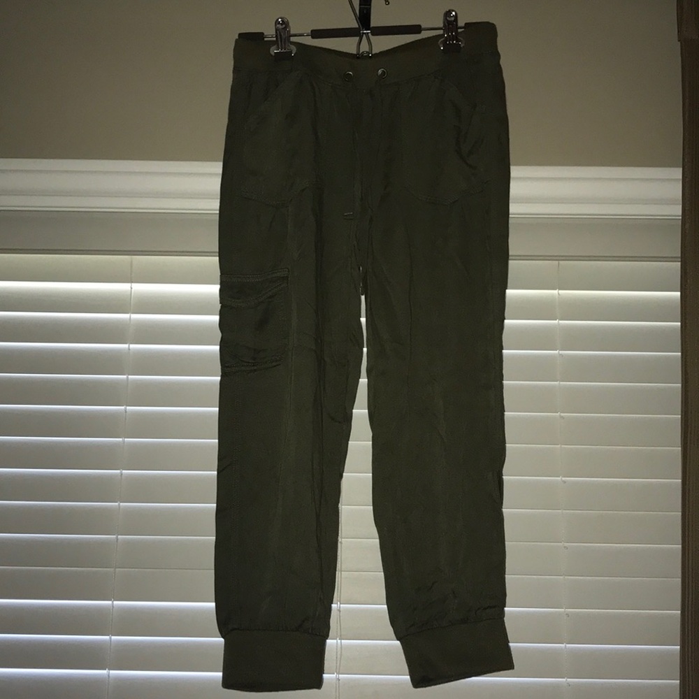 Roxy cargo style 100% Rayon light weight pants